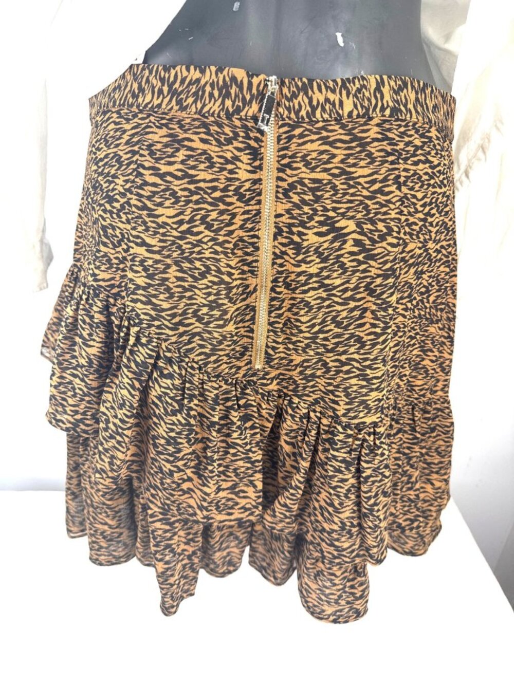 TED BAKER LONDON 'Adellyn' Animal Ruffled Mini Skirt Camel Brown Black sz 3/8-10 - Picture 6 of 13